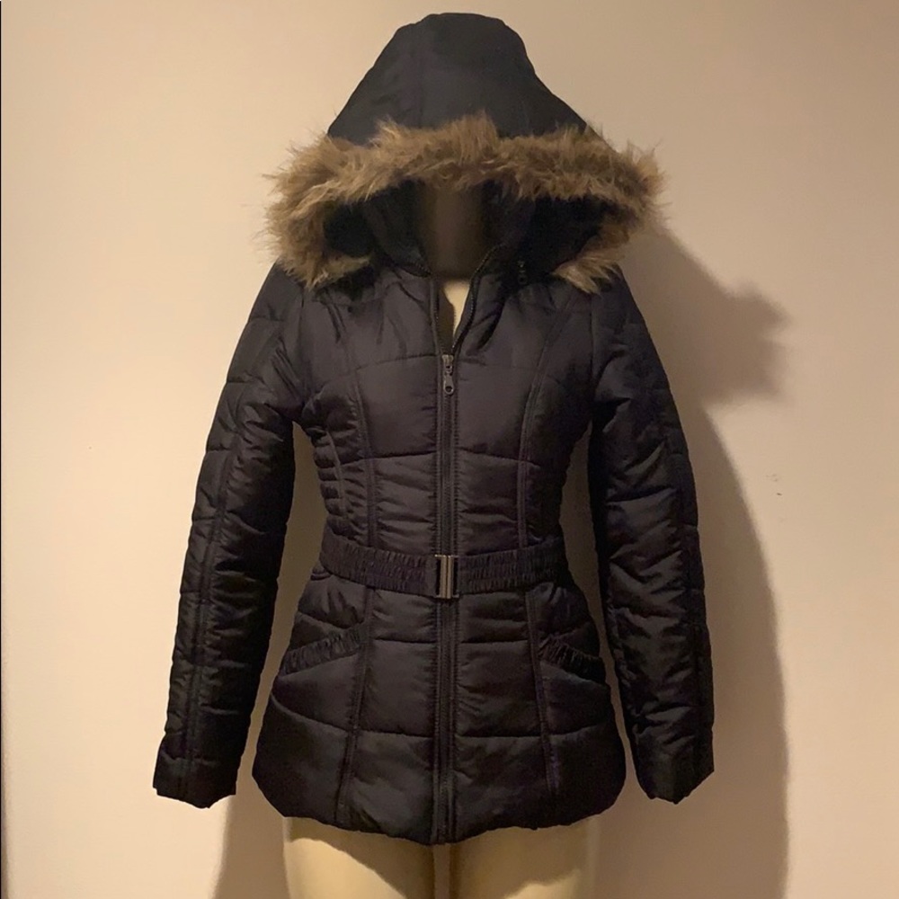 NEW! Faux fur puffer jacket - Picture 2 of 8